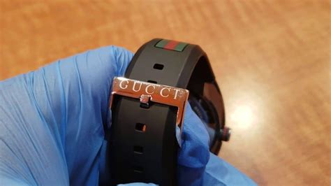 how to identify fake guccie watch